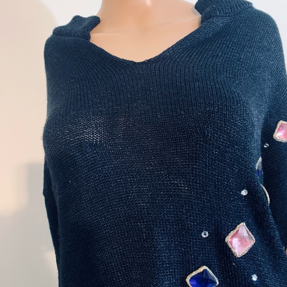 Vintage HAND-LOOMED Dressy Sweater,SLENDERIZING Black with Large Sparkling Gems! - Picture 9 of 12